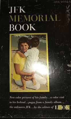 JFK MEMORIAL BOOK NEW COLOR PICTURES OF HIS FAMILY.A COLOR VISIT TO HIS IRELAND.PAGES FROM A FAMILY ALBUMN.THE UNKNOW JFK